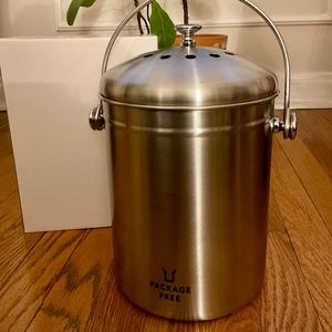 🌈 NIB! Compost PACKAGE FREE SHOP Compost Bin Container (Sold Out Online)